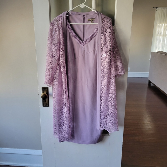Maya Brooke Beaded V-Neck Dress with Sheer Sleeve Jacket Lilac Size 16W NWT - Picture 4 of 17